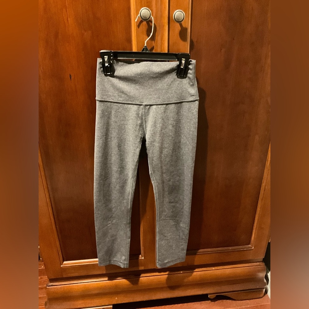 Lululemon Gray High-Waisted Leggings Size 4